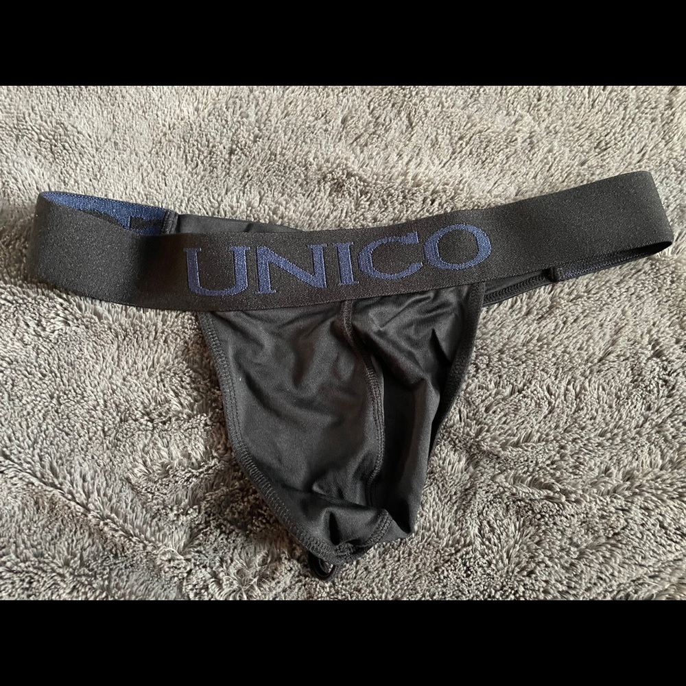Unico men’s thong